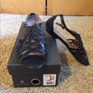 Ladies Black Leather Flats